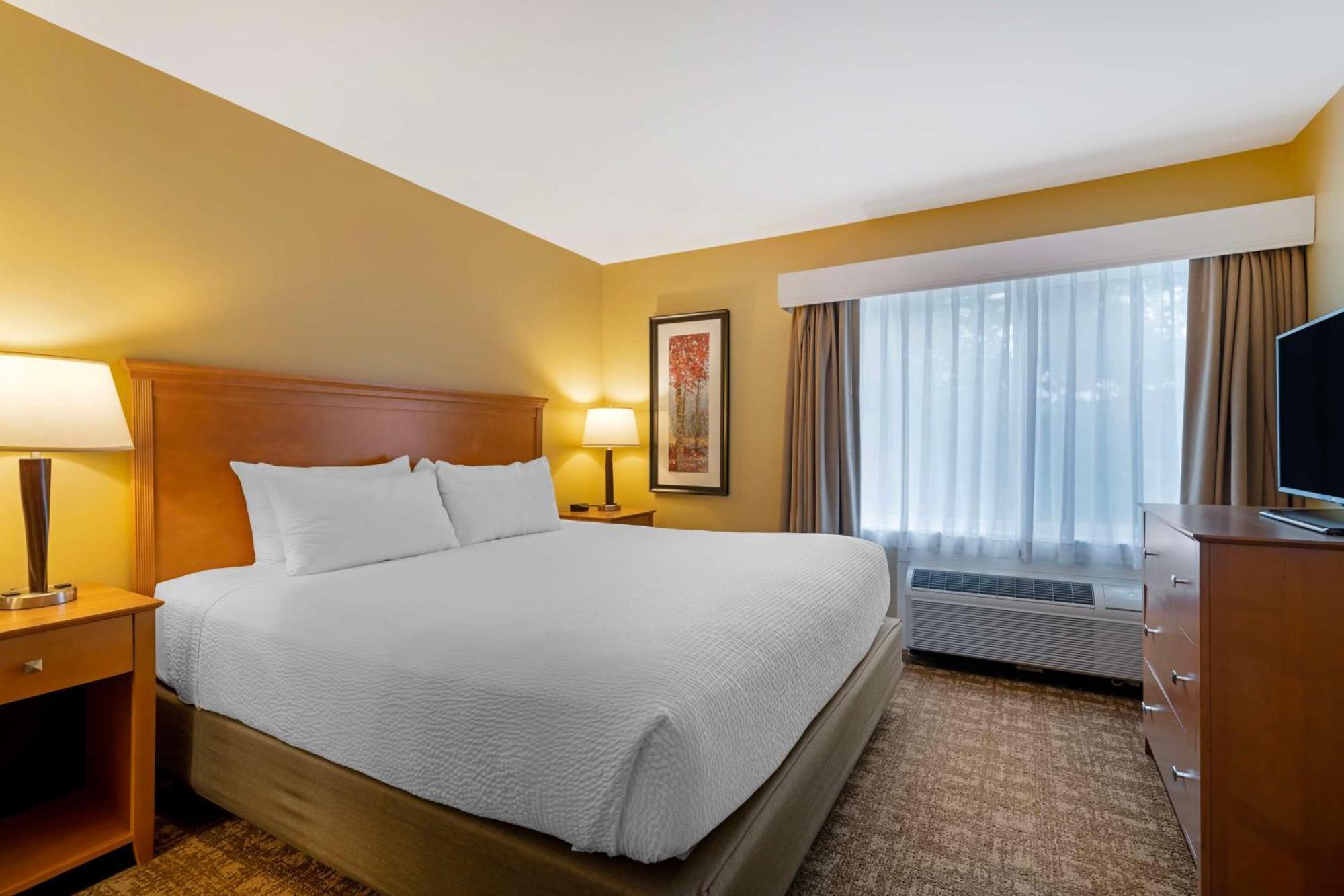 Best Western Plus Windjammer Inn & Conference Center Burlington Exteriör bild